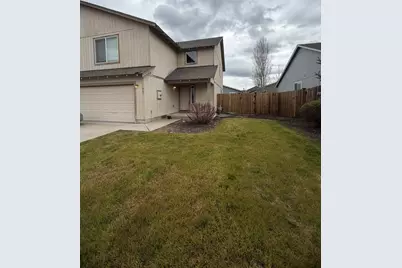 901 SE Kierra Place, Madras, OR 97741 - Photo 1