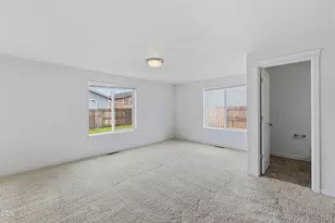 901 SE Kierra Pl, Madras, OR 97741 - Photo 9