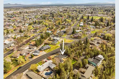 755 NW Canyon Drive, Redmond, OR 97756 - Photo 7
