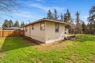 755 NW Canyon Dr, Redmond, OR 97756 - Photo 41