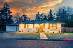 755 NW Canyon Dr, Redmond, OR 97756 - Photo 11