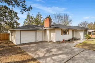 755 NW Canyon Dr, Redmond, OR 97756 - Photo 5