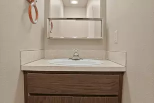 2011 NE Neil Way, Bend, OR 97701 - Photo 23