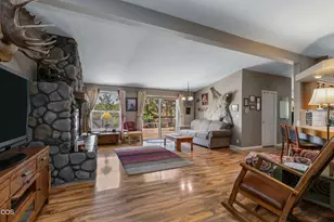 16959 Canyon Crest Dr, Sisters, OR 97759 - Photo 5