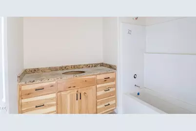 2736 Denton Trail, Grants Pass, OR 97527 - Photo 17