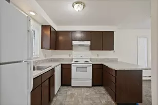 2025 NE Neil Way, Bend, OR 97701 - Photo 9