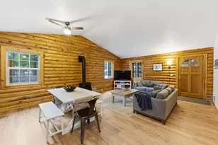 51862 Pine Loop Dr, La Pine, OR 97739 - Photo 9