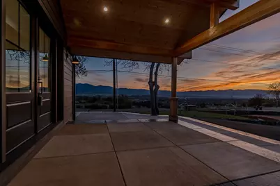 4691 Cherry Lane, Medford, OR 97504 - Photo 1