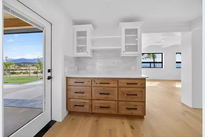 4691 Cherry Lane, Medford, OR 97504 - Photo 19