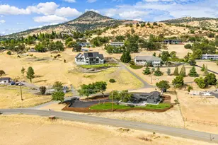 4691 Cherry Ln, Medford, OR 97504 - Photo 75