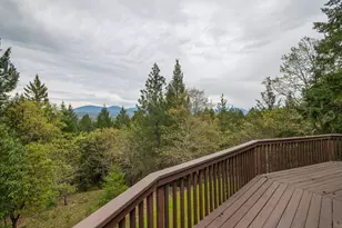 398 Madrone Ridge Dr, Grants Pass, OR 97527 - Photo 3