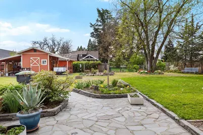 440 Bush Street, Central Point, OR 97502 - Photo 29