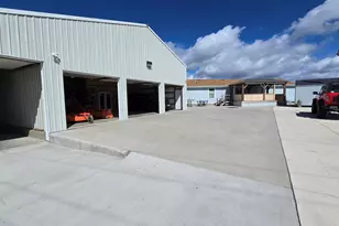 32315 Modoc Point Rd, Chiloquin, OR 97624 - Photo 5