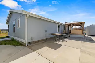 32315 Modoc Point Rd, Chiloquin, OR 97624 - Photo 5