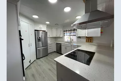 301 Freeman Road #UNIT 90, Central Point, OR 97502 - Photo 9