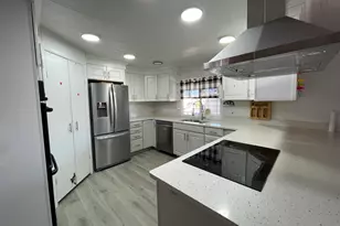 301 Freeman Rd, Central Point, OR 97502 - Photo 9