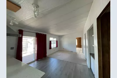 301 Freeman Road #UNIT 90, Central Point, OR 97502 - Photo 13