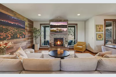 17963 SW Chaparral Drive, Powell Butte, OR 97753 - Photo 7