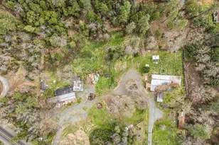 9600 W Evans Creek Rd, Rogue River, OR 97537 - Photo 11