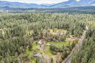 9650 W Evans Creek Rd, Rogue River, OR 97537 - Photo 5