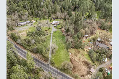 9650 W Evans Creek Road, Rogue River, OR 97537 - Photo 3