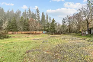 9650 W Evans Creek Rd, Rogue River, OR 97537 - Photo 9