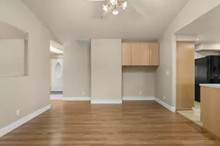 2495 NW Loma Vista Dr, Roseburg, OR 97471 - Photo 17