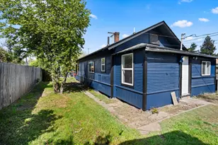 603 W 2nd St, Medford, OR 97501 - Photo 19