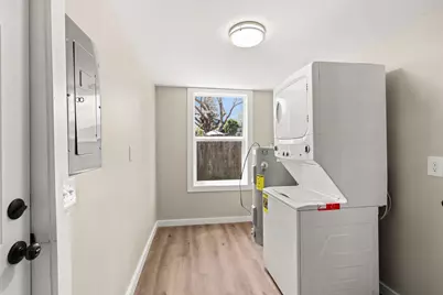 603 W 2nd Street, Medford, OR 97501 - Photo 11