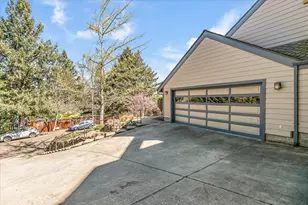 2014 Crestview Dr, Ashland, OR 97520 - Photo 43