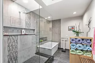 2014 Crestview Dr, Ashland, OR 97520 - Photo 11