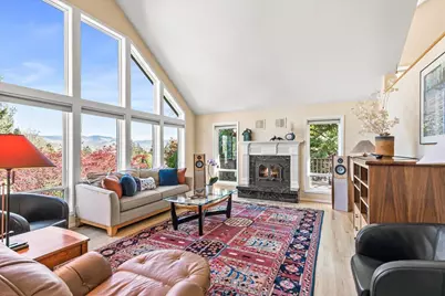 2014 Crestview Drive, Ashland, OR 97520 - Photo 1