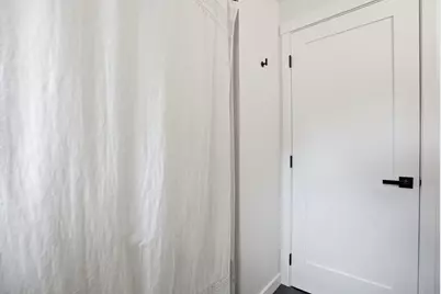 365 SE 5th Street, Bend, OR 97702 - Photo 23