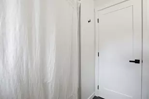 365 SE 5th St, Bend, OR 97702 - Photo 23