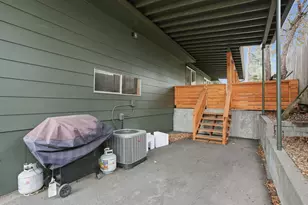 365 SE 5th St, Bend, OR 97702 - Photo 31