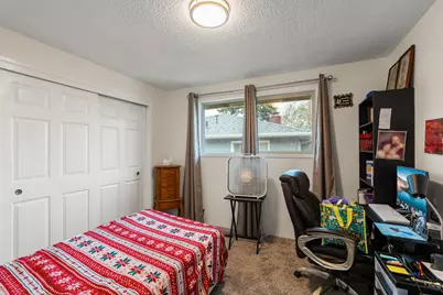 317 Highland Drive, Medford, OR 97504 - Photo 19