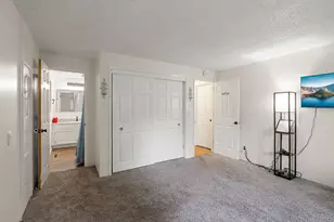 317 Highland Dr, Medford, OR 97504 - Photo 15