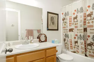 1150 Angler Ln, Grants Pass, OR 97527 - Photo 17