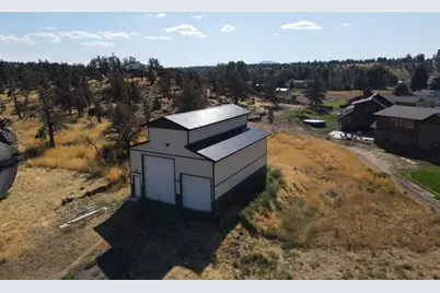 4177 NW 39th Drive, Redmond, OR 97756 - Photo 5