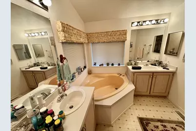 126 NW Wrightwood Circle, Grants Pass, OR 97526 - Photo 13