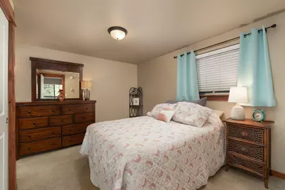 1010 NW Roanoke Avenue #APT 9, Bend, OR 97703 - Photo 9