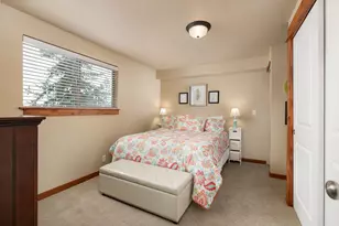 1010 NW Roanoke Ave, Bend, OR 97703 - Photo 11