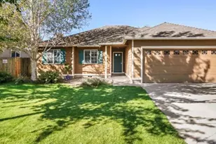 2695 NE 9th St, Redmond, OR 97756 - Photo 21