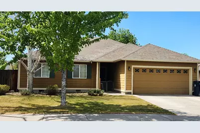 2695 NE 9th Street, Redmond, OR 97756 - Photo 1