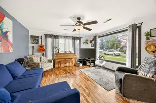 948 Murray Ave, Medford, OR 97501 - Photo 3