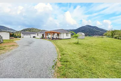 2315 NE Foothill Boulevard, Grants Pass, OR 97526 - Photo 35