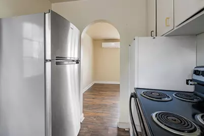 1051 W 11th Street, Medford, OR 97501 - Photo 11