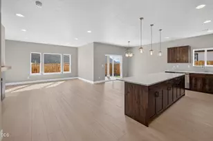 3822 SW Antelope Way, Redmond, OR 97756 - Photo 9
