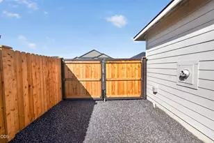 3822 SW Antelope Way, Redmond, OR 97756 - Photo 27