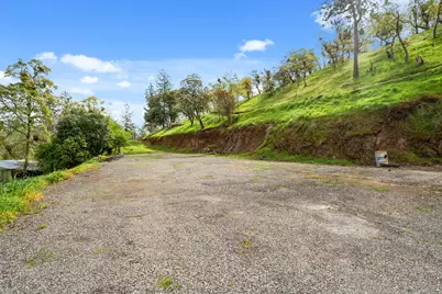 2373 Pioneer Road, Talent, OR 97540 - Photo 21